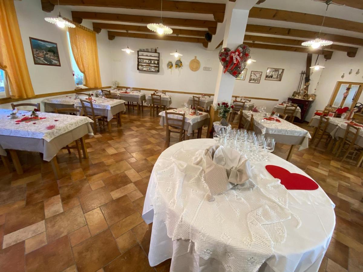Al Castello Hotel Artegna Eksteriør billede