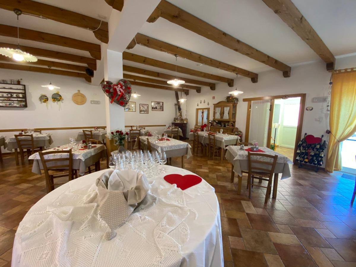 Al Castello Hotel Artegna Eksteriør billede