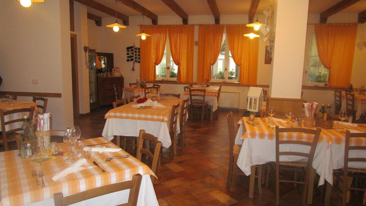 Al Castello Hotel Artegna Eksteriør billede